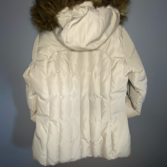 Calvin Klein Cream Ski & Snow Jacket with Fur Hood - Picture 8 of 11